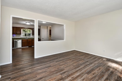 201 S Meadowview Ave, Springfield, MO 65802 - photo 7