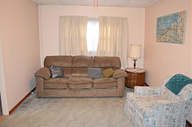 213 E Jefferson St, Olyphant, PA 18447 - photo 6