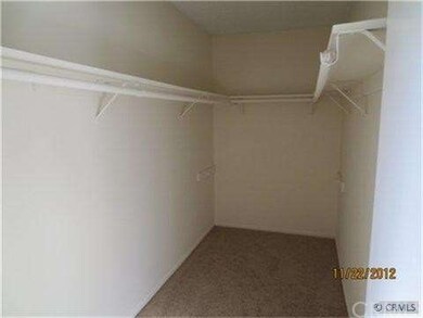 Master Bedroom huge Walk-in  Closet !