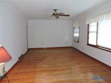 spacious living room with original oak hardwood fl