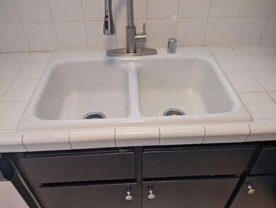 5863 E Saginaw Way, Fresno, CA 93727 - photo 5