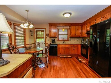 Updated Gourmet Kitchen with GRANITE Countertops a
