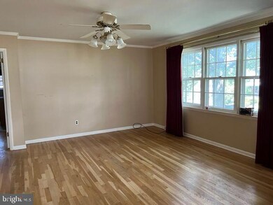 802 S Garfield St, Kennett Square, PA 19348 - photo 4