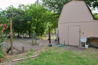 344 Highland Dr, Springtown, TX 76082 - photo 3