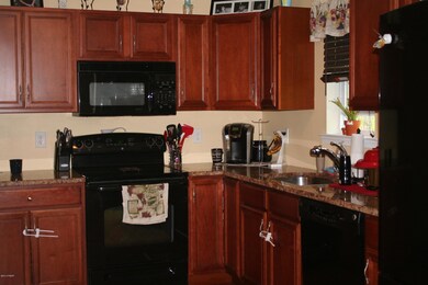 134 Woodledge Hills Dr, Hawley, PA 18428 - photo 6