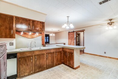 1321 Clifford Ave-6