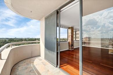 Enjoy stunning city views from your private 9th-floor balcony at 3525 Sage. The perfect spot to unwind and take in the Houston skyline, right from the comfort of home.