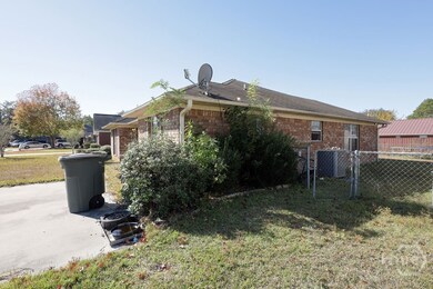 403 Lancaster Loop, Hinesville, GA 31313 - photo 7