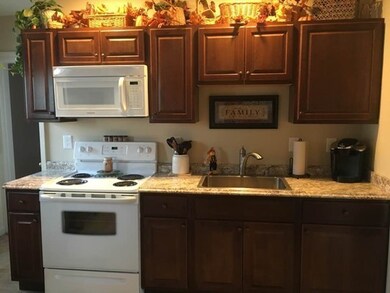 12 Greendale Ave, Worcester, MA 01606 - photo 4