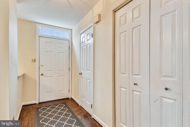 14342 Beaker Ct, Burtonsville, MD 20866 - photo 3