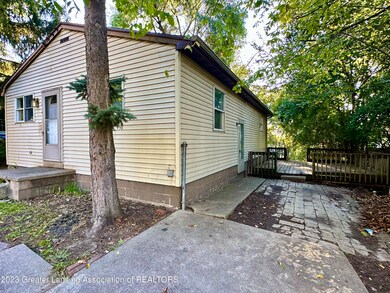 1204 Bensch St, Lansing, MI 48912 - photo 3