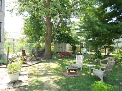 708 N Kenilworth Ave, Elmhurst, IL 60126 - photo 6