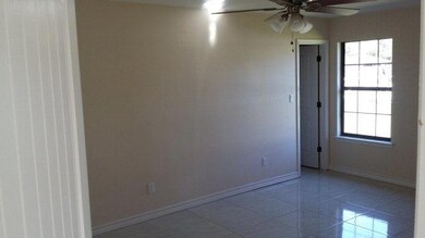 818 W Juarez Ave, Pharr, TX 78577 - photo 4