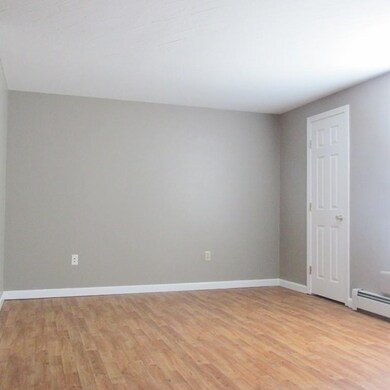 167 Berrington Rd unit 167, Leominster, MA 01453 - photo 3