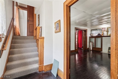 764 Chalker St, Akron, OH 44310 - photo 6