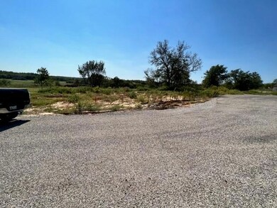 2023 Veal Cir, Weatherford, TX 76085 - photo 6