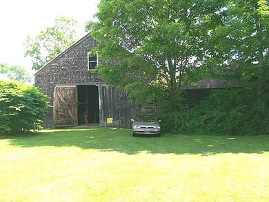 Stable/Barn.