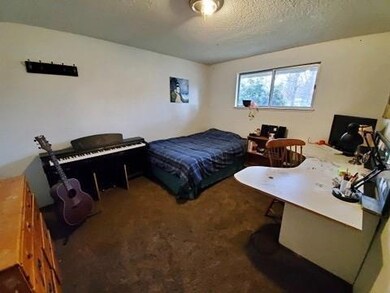 404 SW Western Ave, Grants Pass, OR 97526 - photo 7