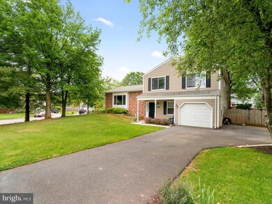 1323 Rock Chapel Rd, Herndon, VA 20170 - photo 2