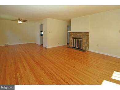 310 Winding Way, Glenside, PA 19038 - photo 4