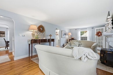 42 Redstone Dr, Springfield, MA 01118 - photo 4