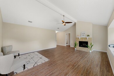 16414 Forest Bend Ave, Friendswood, TX 77546 - photo 6