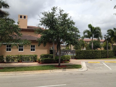 983 SW 147th Ave unit 2511, Pembroke Pines, FL 33027 - photo 4