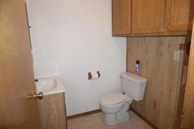 Half Bath_Utility Rm