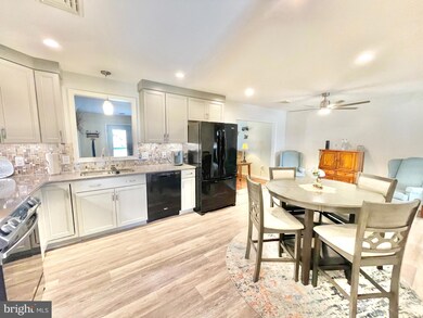 361 Cosell Dr, Chambersburg, PA 17201 - photo 7