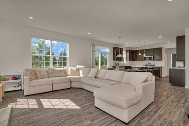 5815 Fairview Ln, Hoffman Estates, IL 60192 - photo 6