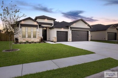 517 N Park Place Dr, Weslaco, TX 78599 - photo 2