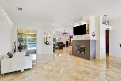 FORMAL LIVING ROOM