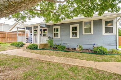 807 S Brazos St, Weatherford, TX 76086 - photo 2