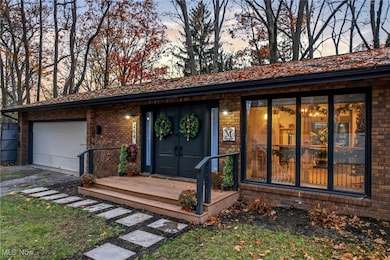 264 Pheasant Run Rd SE, Warren, OH 44484 - photo 2