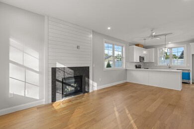 8 Margaret St, Rochester, NH 03867 - photo 3