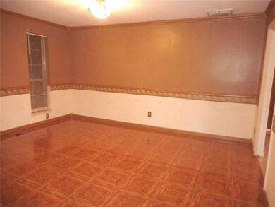 12013 Camelot Ct, Oklahoma City, OK 73120 - photo 6