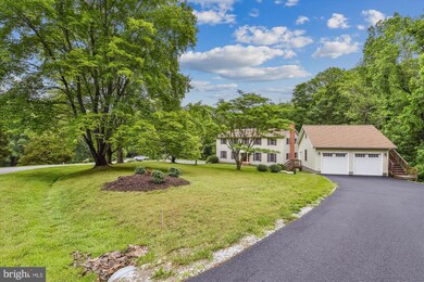 806 Richardson Dr, Harwood, MD 20776 - photo 2