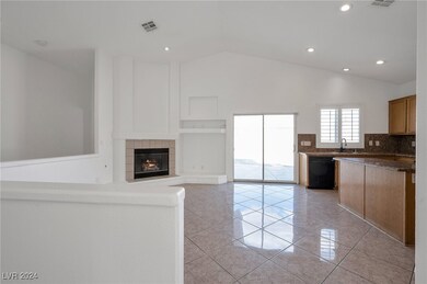 2410 Hollow Oak Ave, North Las Vegas, NV 89031 - photo 3