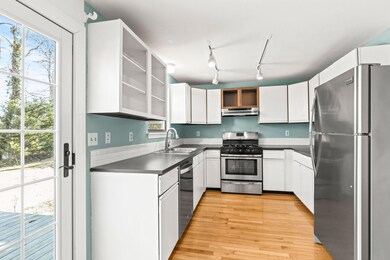 8-web-or-mls-33-west-rd-1b