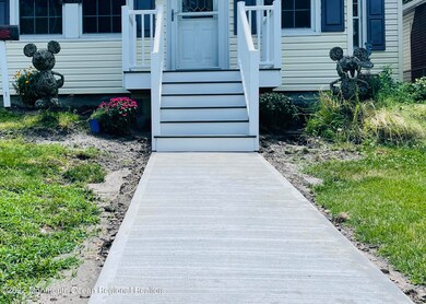 New Front Steps & Walkway