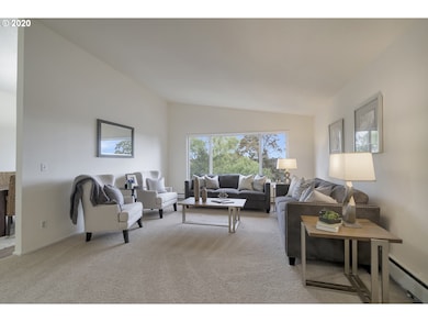 1101 Hemlock St, Lake Oswego, OR 97034 - photo 4