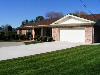 440 25th St NW, Cleveland, TN 37311 - photo 2
