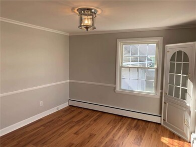 29 Freeborn St, Newport, RI 02840 - photo 4