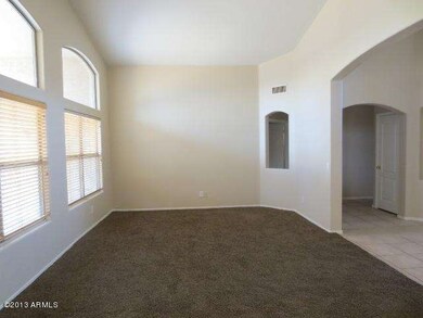 living room (3)