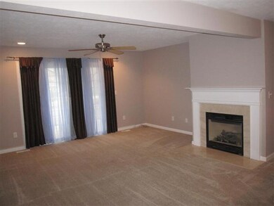 4503 N Thornhill Dr unit 101C, Peoria, IL 61615 - photo 6