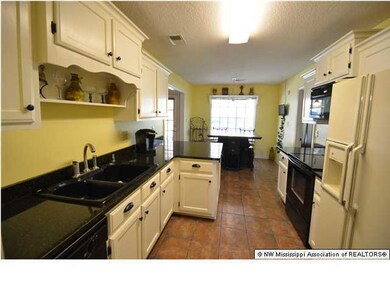 1708 Sandpiper Cove S, Hernando, MS 38632 - photo 6