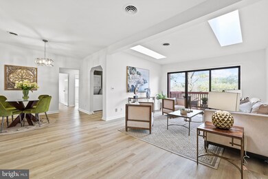 203 Skyhill Rd unit 8, Alexandria, VA 22314 - photo 3