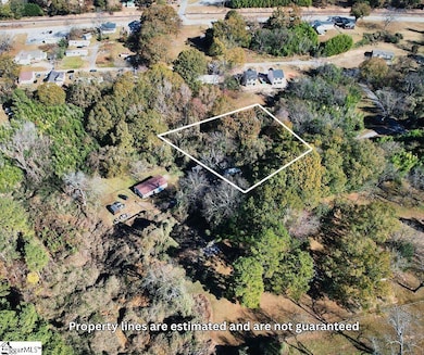 110 Pump Hollow Rd, Jonesville, SC 29353 - photo 2