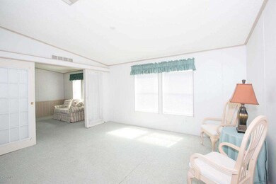 422 Osprey - Living Room 2