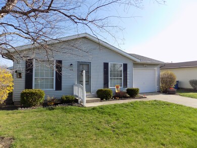 898 Southwood Dr, Marysville, OH 43040 - photo 2